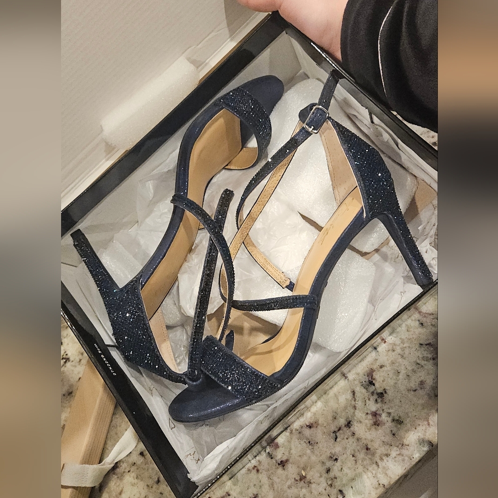 Thalia Sodi heels